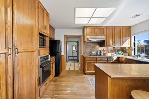 2304 Westernesse Rd, Davis, CA 95616 photo 12