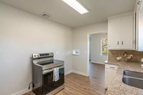 1320 Grinnell St, Modesto, CA 95350 photo 12