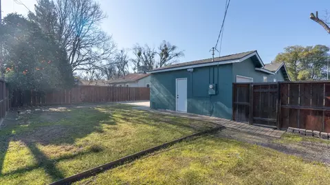 1320 Grinnell St, Modesto, CA 95350 photo 7