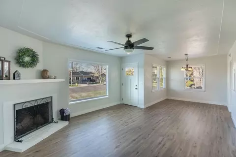 1320 Grinnell St, Modesto, CA 95350 photo 8