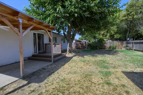 Exterior - 19 Sunset Dr, Willows, CA 95988 photo 4 of 4