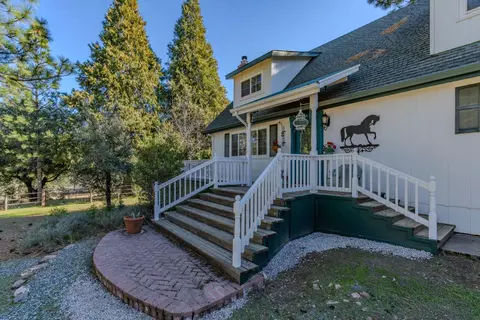 10374 Tabeaud Rd, Pine Grove, CA 95665 photo 3