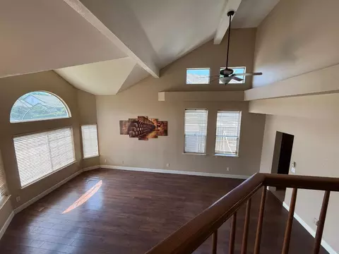 Living - 217 Castile Ln, Turlock, CA 95382 photo 3 of 6