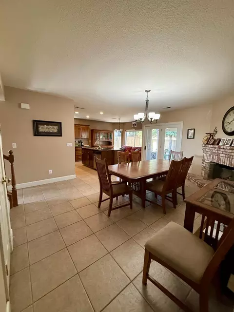 Dining - 217 Castile Ln, Turlock, CA 95382 photo 1 of 1