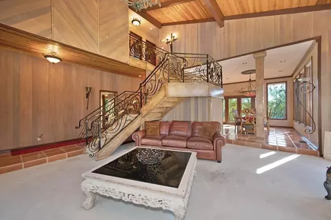 Living - 5487 Comstock Rd, Placerville, CA 95667 photo 4 of 4