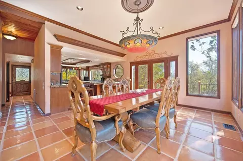 Dining - 5487 Comstock Rd, Placerville, CA 95667 photo 1 of 3