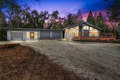 Exterior - 4945 Logans Ln, Placerville, CA 95667 photo 2 of 26