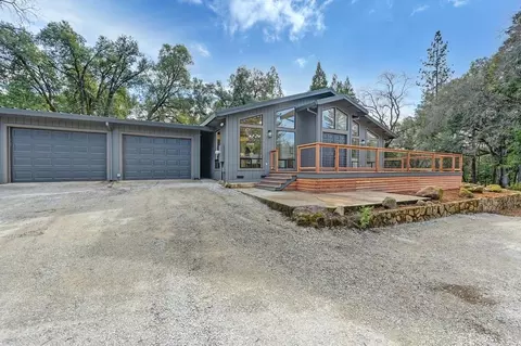 Exterior - 4945 Logans Ln, Placerville, CA 95667 photo 5 of 26