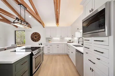 Kitchen - 4945 Logans Ln, Placerville, CA 95667 photo 6 of 10