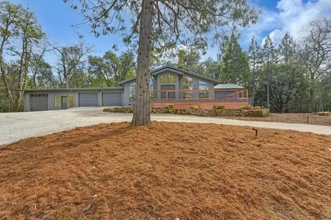 Exterior - 4945 Logans Ln, Placerville, CA 95667 photo 3 of 26