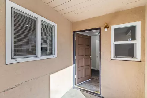 2121 Eicher Ave, Modesto, CA 95350 photo 5