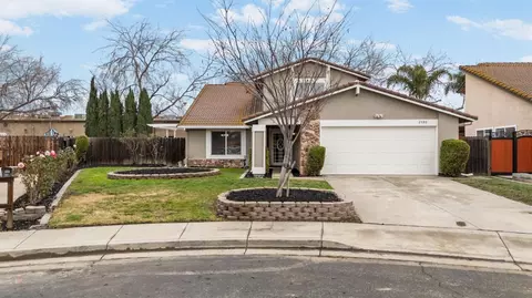 2590 Gerald Ct, Tracy, CA 95376 photo 2
