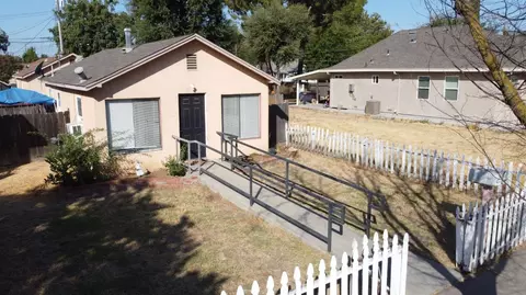 Other - 423 14th St, Modesto, CA 95354 photo 2 of 6