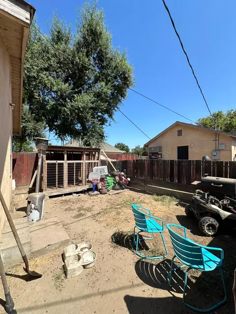 Exterior - 423 14th St, Modesto, CA 95354 photo 9 of 9