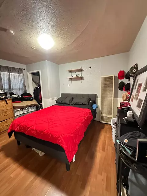 Bedroom - 423 14th St, Modesto, CA 95354 photo 1 of 2