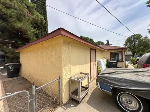 908 S Madison St, Modesto, CA 95351 photo 9