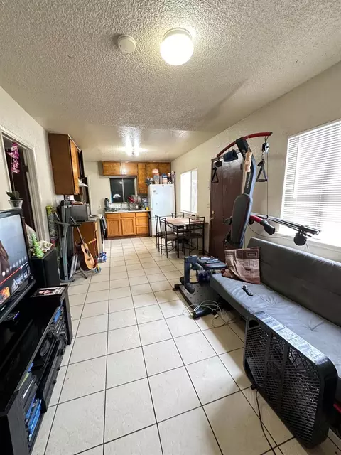 908 S Madison St, Modesto, CA 95351 photo 13