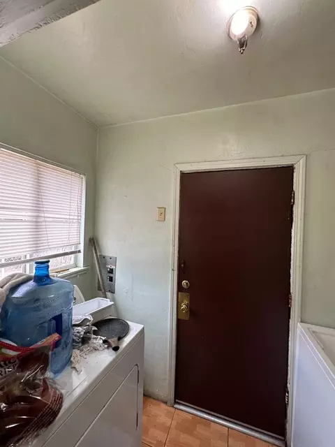 908 S Madison St, Modesto, CA 95351 photo 31