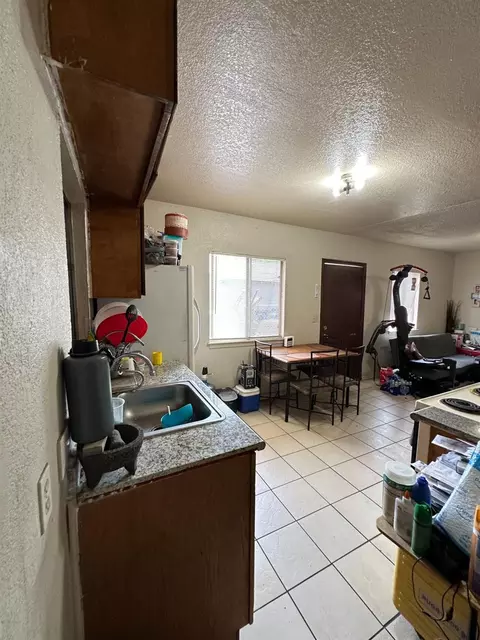 908 S Madison St, Modesto, CA 95351 photo 14