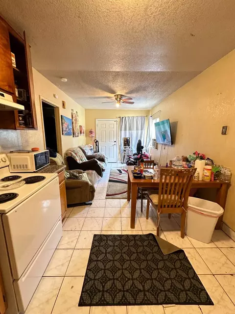 908 S Madison St, Modesto, CA 95351 photo 17
