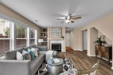 Living - 1366 Mansfield St, Tracy, CA 95376 photo 3 of 5