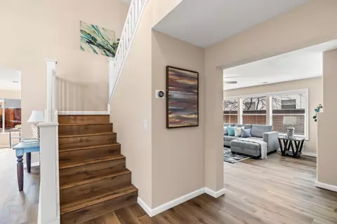 Entry Way - 1366 Mansfield St, Tracy, CA 95376 photo 6 of 13