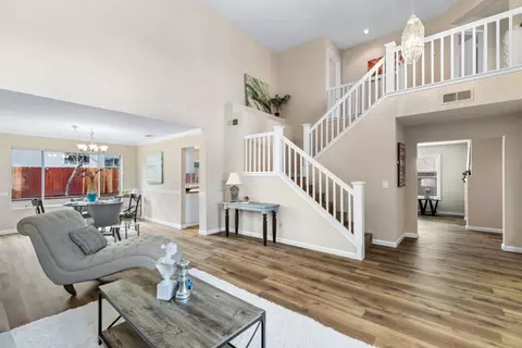 Entry Way - 1366 Mansfield St, Tracy, CA 95376 photo 3 of 13