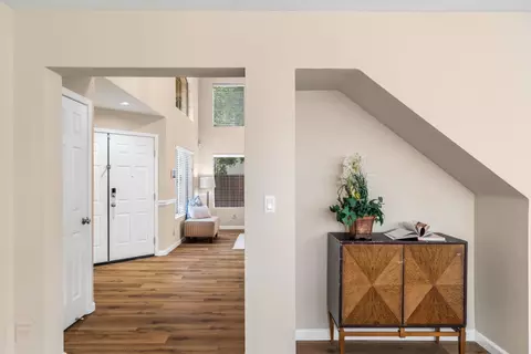 Entry Way - 1366 Mansfield St, Tracy, CA 95376 photo 5 of 13