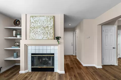 Entry Way - 1366 Mansfield St, Tracy, CA 95376 photo 4 of 13