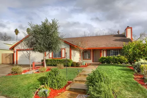 9309 Gem Crest Way, Elk Grove, CA 95624