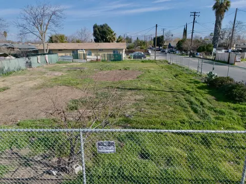 703 Erickson Ave, Modesto, CA 95351 photo 6