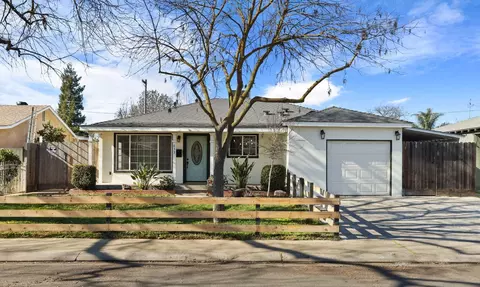 Exterior - 633 Hudson Ln, Modesto, CA 95351 photo 1 of 14