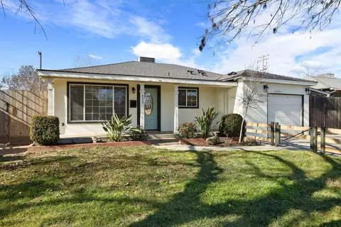 Exterior - 633 Hudson Ln, Modesto, CA 95351 photo 5 of 14