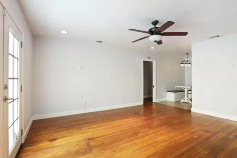 Living - 633 Hudson Ln, Modesto, CA 95351 photo 5 of 5