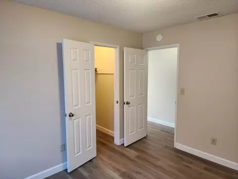 2008 W Rumble Rd, Modesto, CA 95350 photo 8