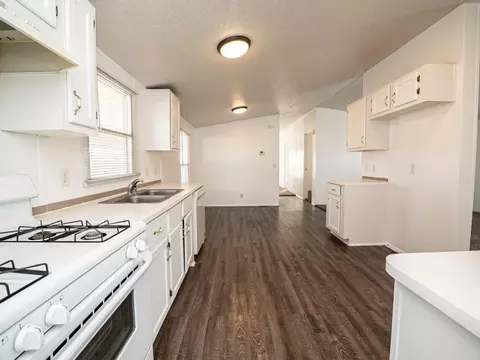 2545 S East Ave I #13, Lancaster, CA 93535 photo 24