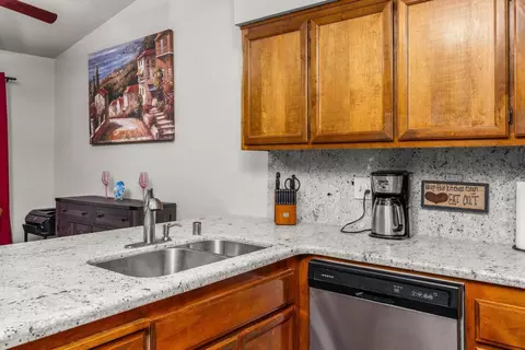 1124 Cedar Creek Dr #3, Modesto, CA 95355 photo 13