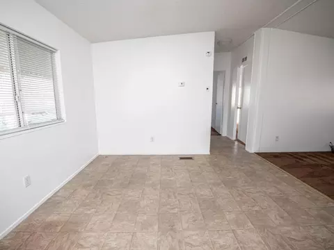 2545 East Ave I #80, Lancaster, CA 93535 photo 25