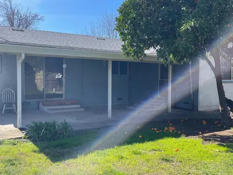 Exterior - 205 Rosa Ave, Winters, CA 95694 photo 5 of 6