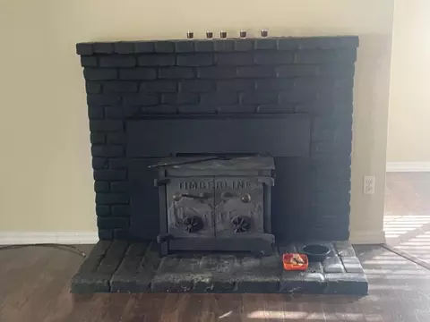 Living - 205 Rosa Ave, Winters, CA 95694 photo 1 of 3