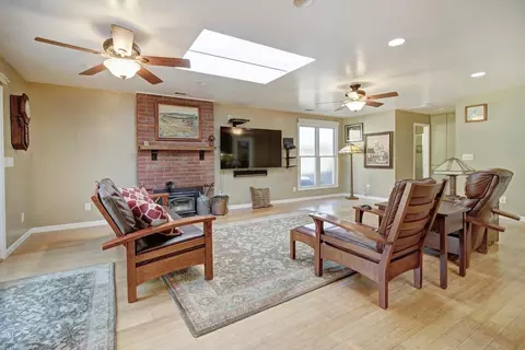 4901 Thor Way, Carmichael, CA 95608 photo 17