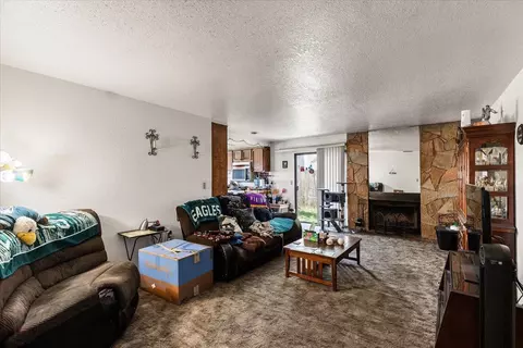 Living - 2005 Cheyenne Way, Modesto, CA 95356 photo 1 of 1