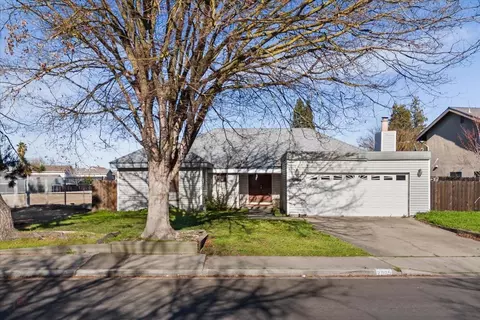 Exterior - 2005 Cheyenne Way, Modesto, CA 95356 photo 2 of 10