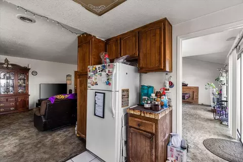 Kitchen - 2005 Cheyenne Way, Modesto, CA 95356 photo 3 of 3