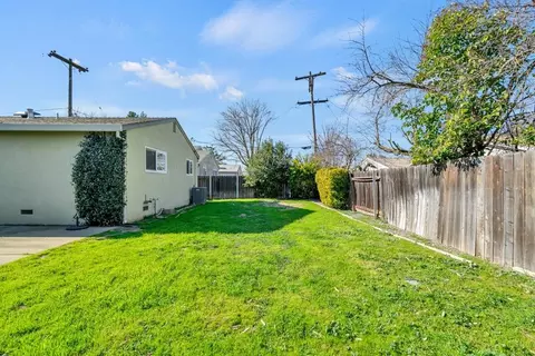 1719 Chapman Pl, Davis, CA 95618 photo 27