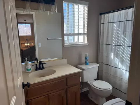 8305 Benjamin Dr, Antelope, CA 95843 photo 38