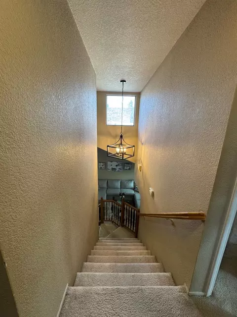 8305 Benjamin Dr, Antelope, CA 95843 photo 36