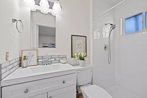 Bath - 7724 Smoley Way, Citrus Heights, CA 95610 photo 3 of 3