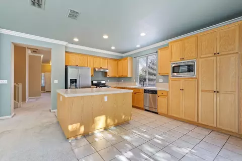 3903 Ravenview Ct, Rocklin, CA 95677 photo 12