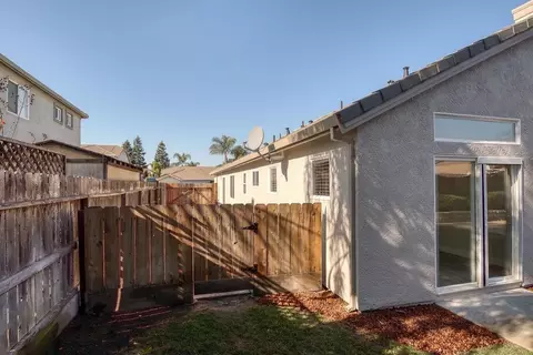 Exterior - 1582 Churcher Dr, Manteca, CA 95337 photo 8 of 8